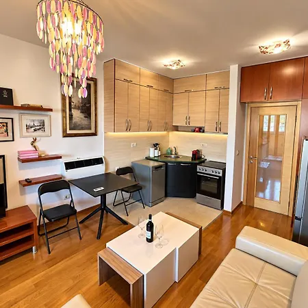 Appartement Modern 40m2 Near & Master Quarter Podgorica